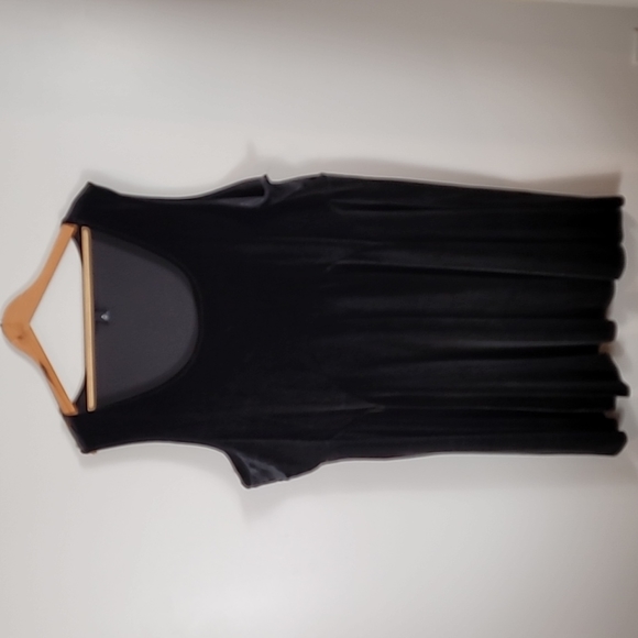 torrid Dresses & Skirts - Torrid Velvet Cocktail Dress Size 5 Black Party Event Dress Special Event